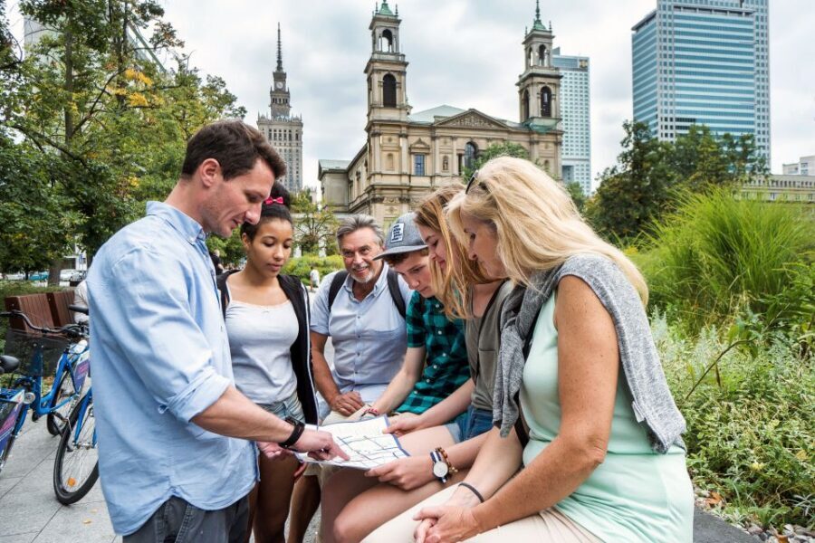3-Hour Guided Cycling Tour of Warsaw - Where you start: Eat Polska and how to get there