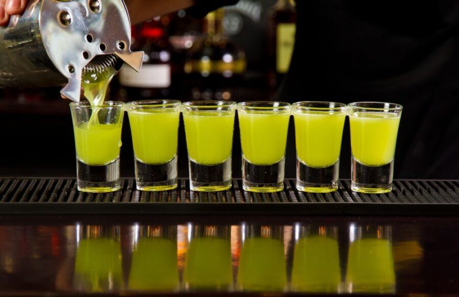 6-10 Vodka Shots Private Tasting Tour at Best Warsaw Bars - My booking advice: choose your option like a grown-up
