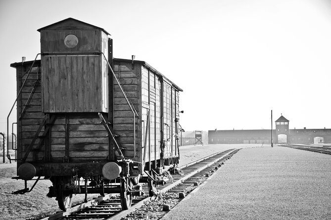 Auschwitz - Full Day Tour from Warsaw by private car - 6:00 am Pickup and the Private Car Comfort