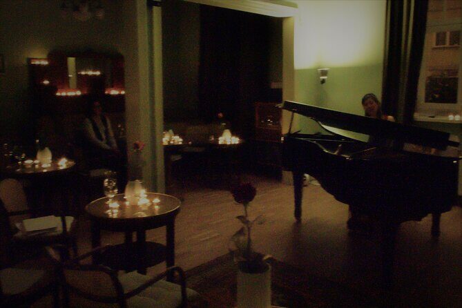 CHOPIN - Painted by Candlelights with Wine: Warsaw Concert - Chopin Salon location: easy to pair with the Royal Route