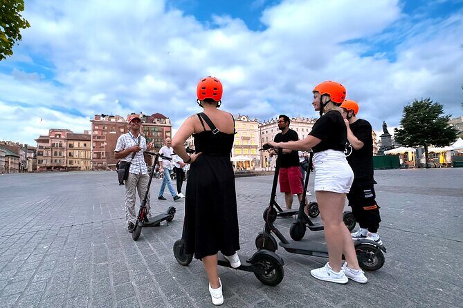 Electric Scooter Tour: Full Tour - 3-Hours of Magic! - Meet at City Segway Tours and get the training you actually need