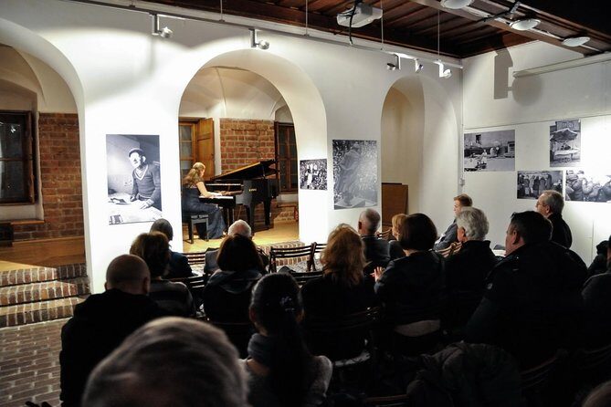 Everyday concerts of Chopin's music at the Old Town in Warsaw - Who should book this Chopin concert