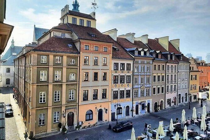 Explore the Stunning Warsaw Old Town, Royal Way & Hidden Gems - Palac Prezydencki and Raffles Europejski: power and polish in the same walk