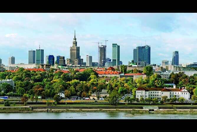 Faces of Warsaw's 3-hour orientation city tour with hotel pick-up - Grzybowski Square: the former ghetto grounds without getting lost in details