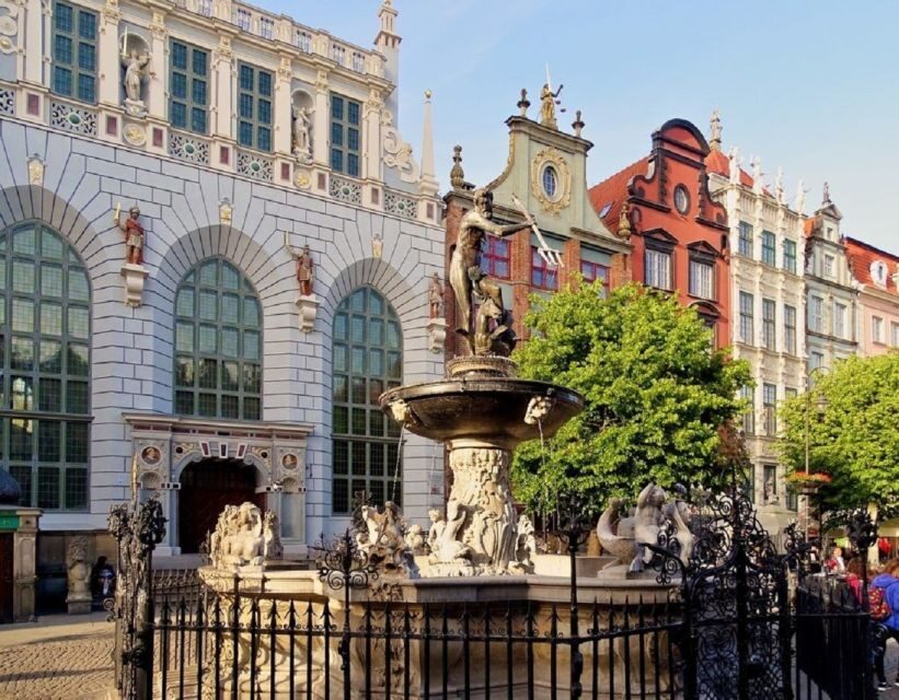 From Warsaw: Tour to Malbork Castle and Gdansk or Sopot - Key points to know before you go