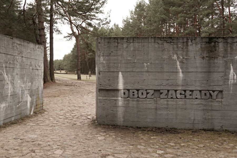 From Warsaw: Treblinka Camp 6-Hour Private Tour - How to Prepare: Shoes, Mindset, and a Respectful Day Plan