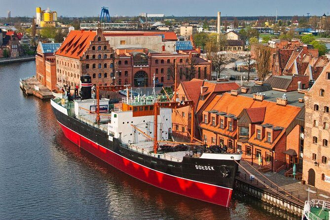 Gdansk and Malbork Castle Small Group Tour from Warsaw with Lunch - The Gdansk option: Golden Gate, Long Market, and the big brick church