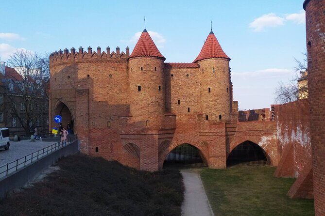 Historic Heart of Warsaw Walking Tour - A 2-hour walk that connects the dots in Warsaw’s center