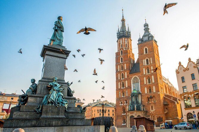Krakow - Full Day Tour from Warsaw by private car - The Wawel Dragon moment: quick symbol, easy photos, zero stress