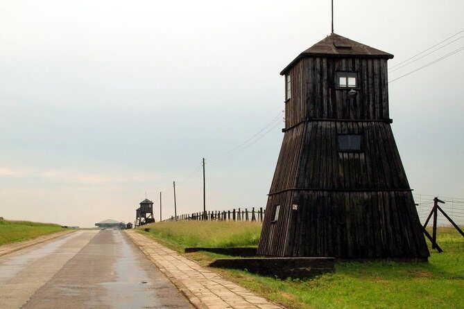 Lublin and Majdanek Small Group Tour from Warsaw with Lunch - From Your Warsaw Hotel to Lublin: Minivan Time That Actually Matters