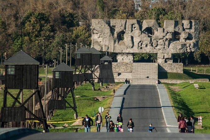 Majdanek Concentration Camp & Lublin Full Day Private Tour from Warsaw - Lublin Old Town: the walk that balances the day