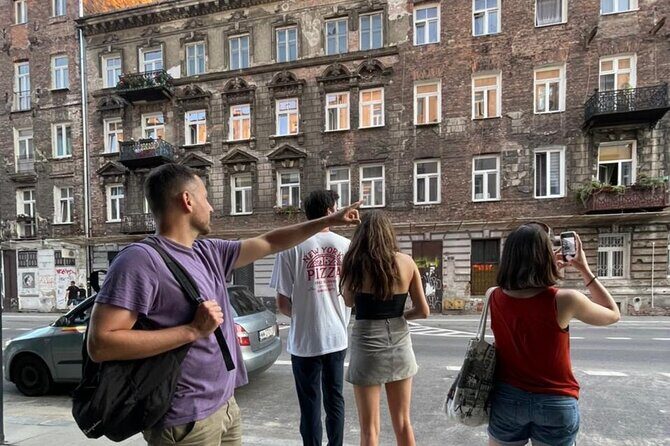 Offbeat Warsaw: Explore the Edgy & Artsy Praga District - Price and Group Size: Why This Costs What It Costs