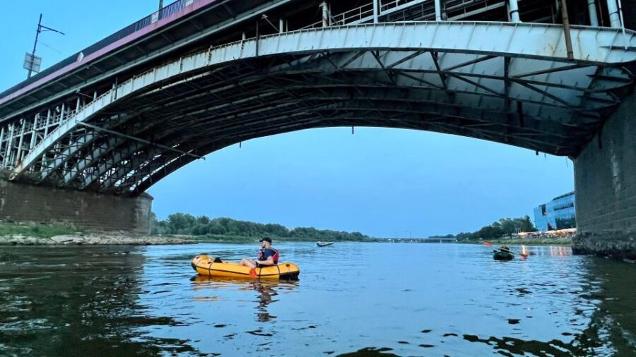 Packrafting kayaking guided tour Vistula river Warsaw Poland - Group size, boats, and age rules that affect planning