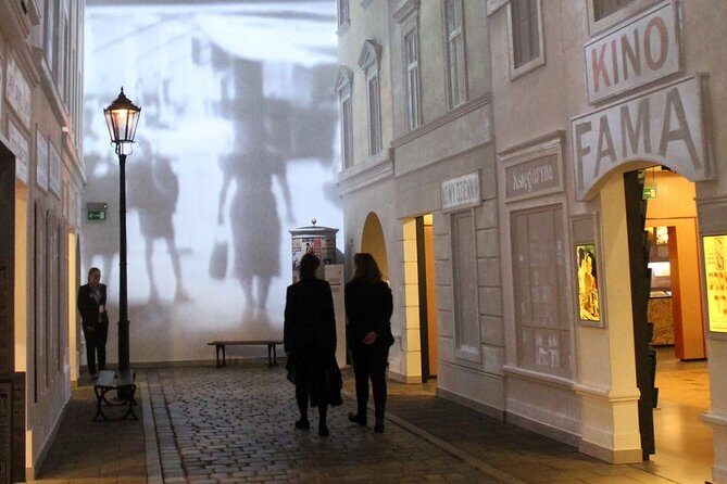 POLIN Museum of the History of Polish Jews : SMALL GROUP /inc. Pick-up/ - Price and what you get for the money ($90.31)