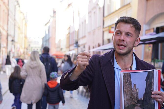Private Warsaw Old Town & Royal Route Walking Tour – Bestseller - Where you meet, how pickup works, and how to plan your arrival