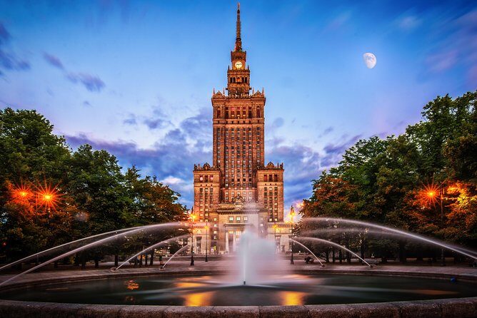 Quick - 3 hour - Overview of Warsaw - What the private format and included tickets mean for your day