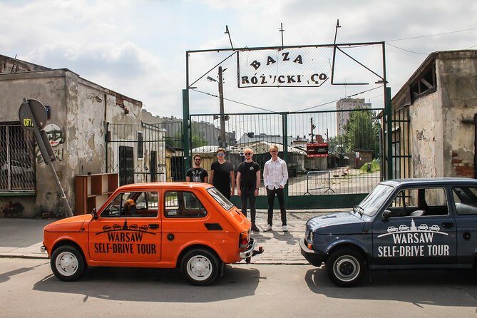Retro Fiat Self-Drive Undisovered Tour in Warsaw - Pałac Kultury i Nauki: starting with Warsaw’s most famous symbol