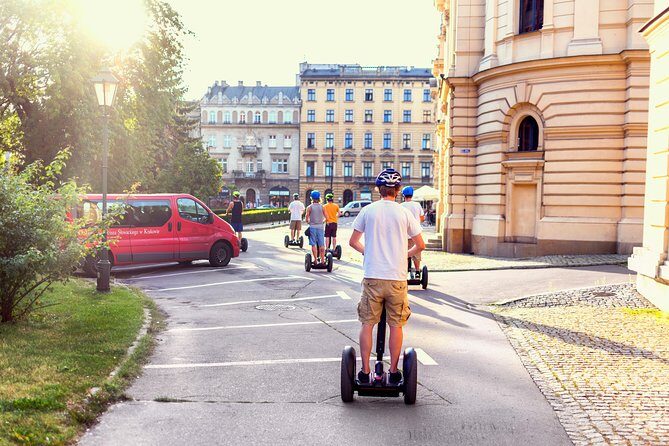 Segway Tour Warsaw: Old Town Tour - 1,5-Hour of Magic! - Meeting at Chmielna 2 and getting your Segway started