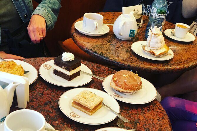 Taste of Poland, Old Town food tour and guided walk - 12 tastings - King Sigismund’s Column: Start Where Warsaw’s Story Turns