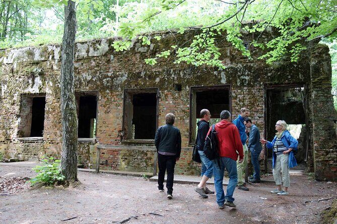 Tour from Warsaw: Wolf's Lair, Hitler's HQ Zones I and II - The optional lunch break in a former guard garage
