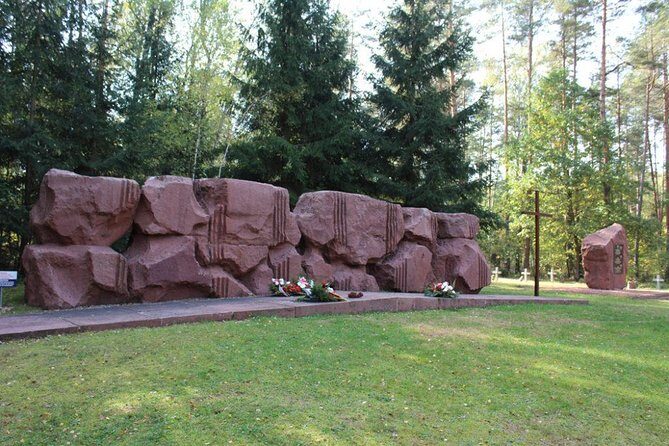 Treblinka Concentration Camp, Heartbreaking Tour from Warsaw - What might happen before Treblinka: Warsaw stops that add meaning