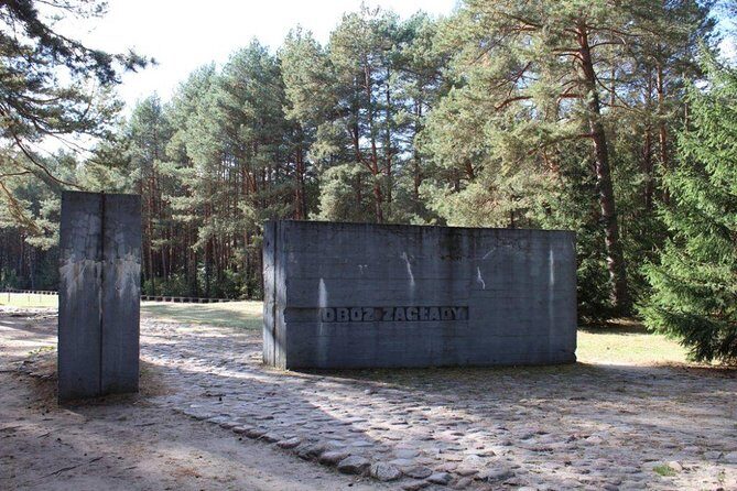 Treblinka Concentration Camp, Heartbreaking Tour from Warsaw - Private guide value: questions, context, and those small teaching touches