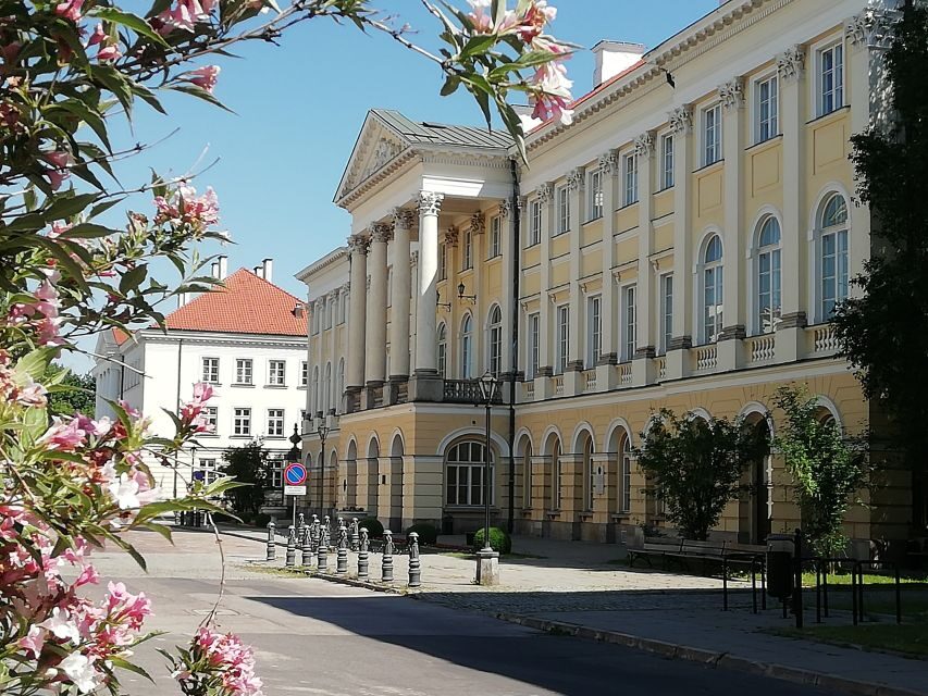 Warsaw: 2-Hour Chopin's Life Walking Tour - Listening to Chopin in Warsaw: why that tiny touch matters