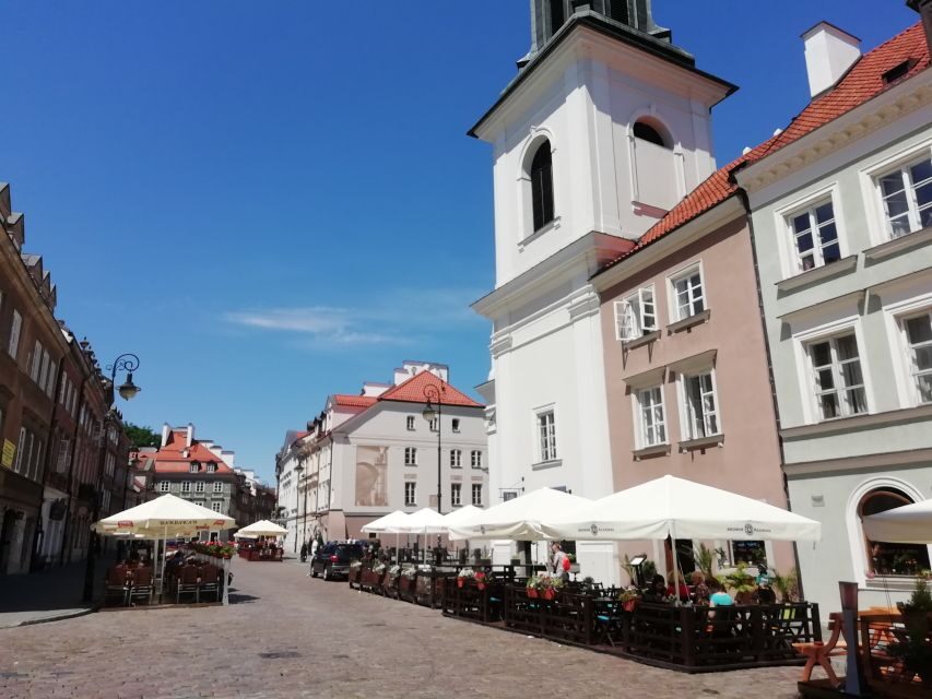 Warsaw: 2-Hour Old Town Walking Tour - New Town: finishing the loop with context
