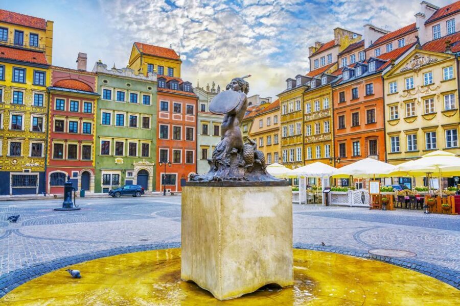 Warsaw: 2-Hour Old Town Walking Tour - Market Square and the Barbican: civic life and city defense in one loop
