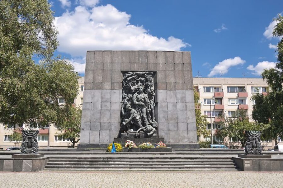 Warsaw: 3-Hour Panoramic City Bus Tour with Pickup - Who should book this tour (and who might want something else)