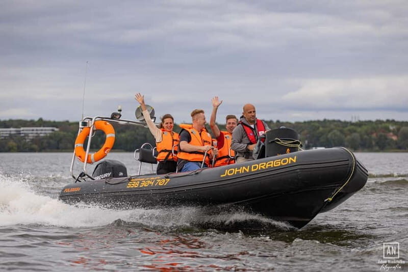 Warsaw: Adrenaline Ride on the Vistula River (Wisła) - Warsaw’s Vistula Ride: Speed First, History Right Beside It
