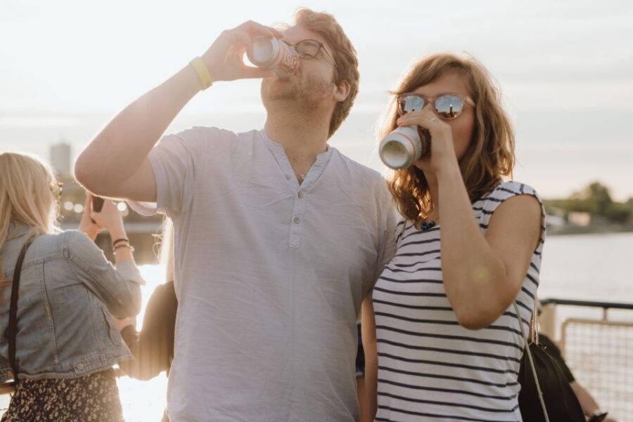 Warsaw: Boat Party with Unlimited Drinks &VIP Club Entrance - Meeting point and timing: Barka Warszawska to back again