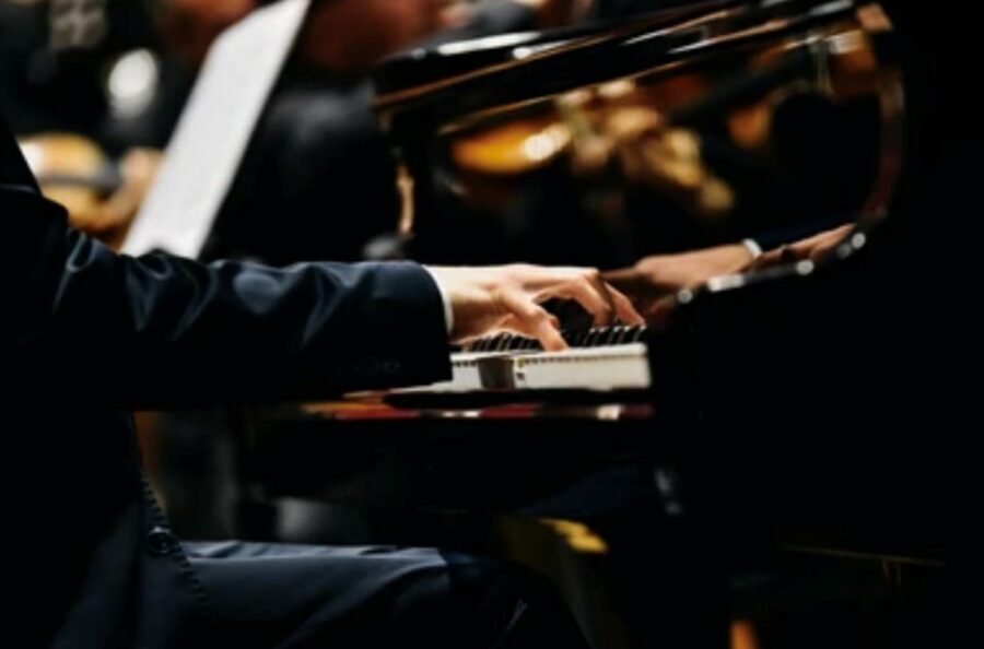 Warsaw: Chopin Concert Ticket With Glass of Champagne - The second half: virtuoso etudes and stormy scherzos