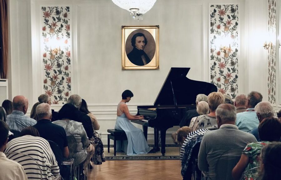 Warsaw: Chopin Concert Ticket With Glass of Champagne - Best value: $44 for a complete one-hour Chopin evening