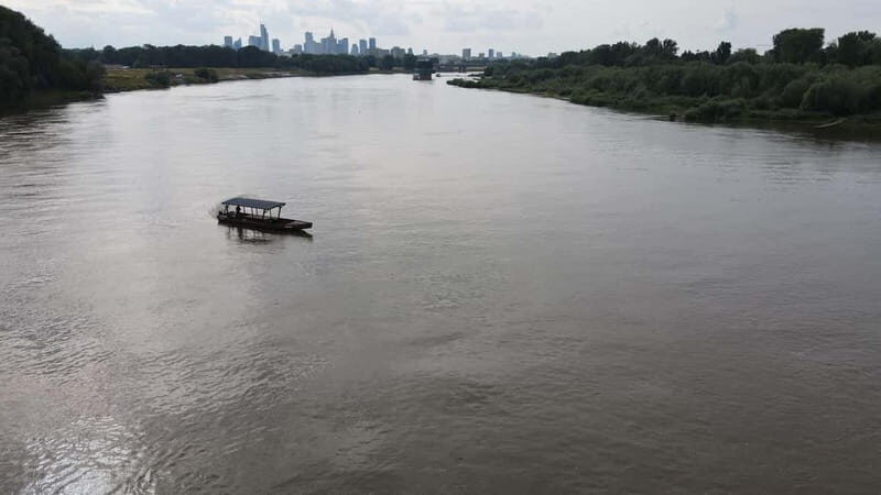 Warsaw: cruise on the Vistula - Why the Vistula at sunset changes how you read Warsaw