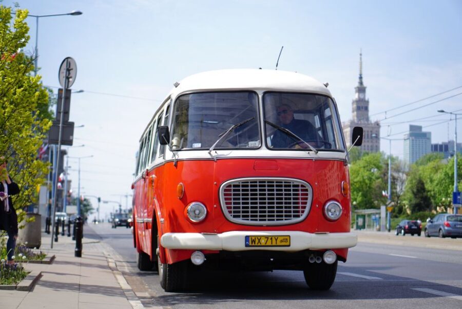 Warsaw: Highlights Guided Retro Bus Tour - A retro Jelcz bus tour hits different in Warsaw