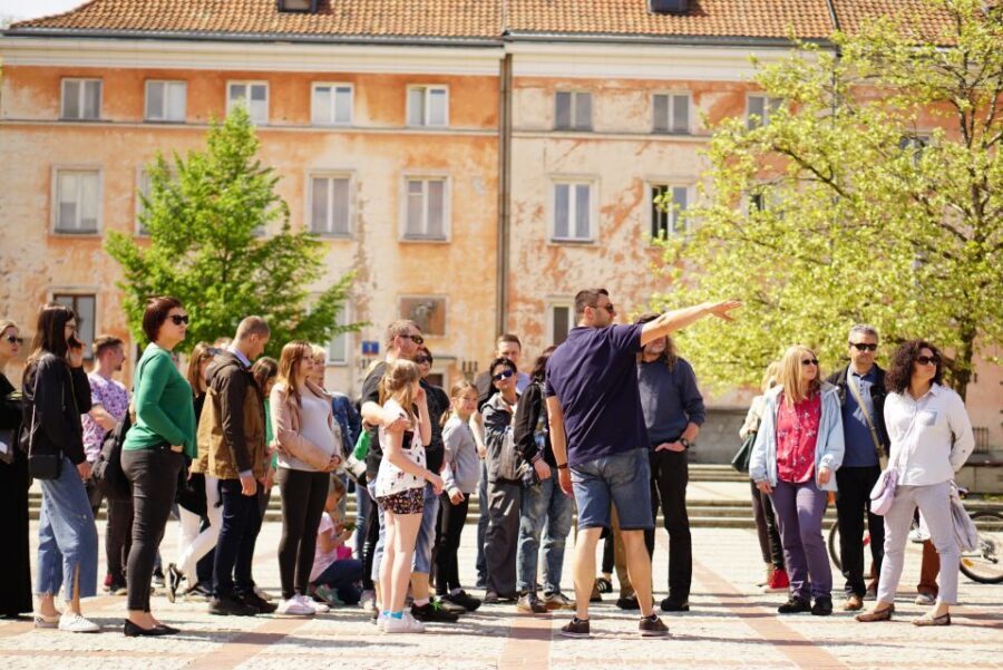 Warsaw: Highlights Guided Retro Bus Tour - Old Town on foot: Sigismund’s Column, St. John’s Cathedral, the Mermaid, and the Barbican