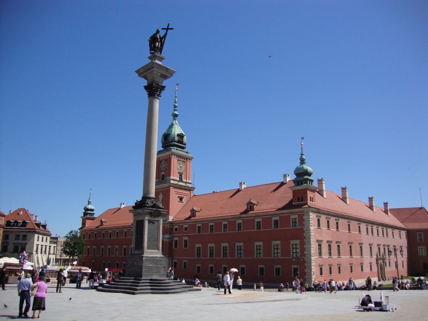 Warsaw Highlights of Old & New Town Private Guided Tour - Modern Warsaw details: Hala Koszyki, science centers, and the University of Warsaw