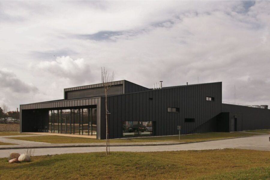 Warsaw: Indoor Shooting Range Experience - English Instruction: How It Affects First-Timers
