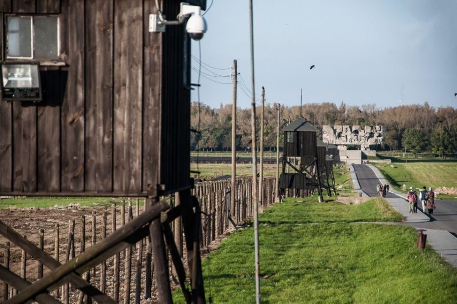 Warsaw: Majdanek Concentration Camp & Lublin Guided Day Tour - Lublin Old Town: narrow streets, big stories, and real architecture