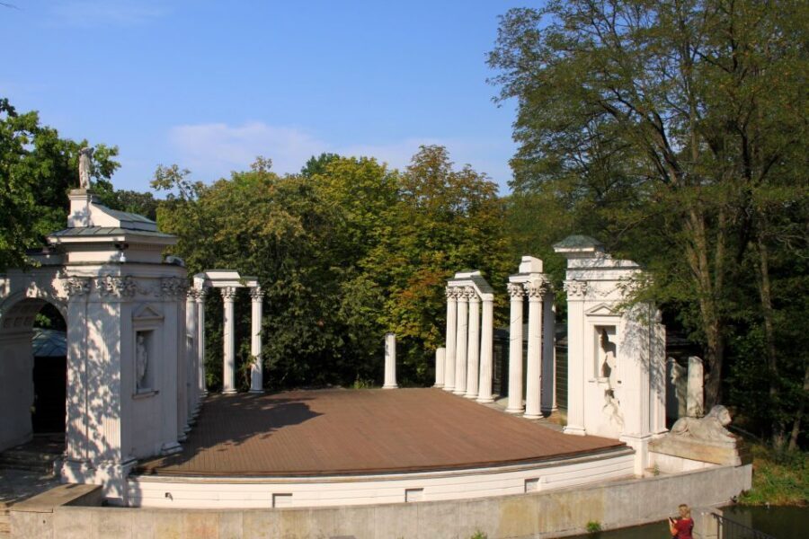 Warsaw Must-Sees: 4-Hour Private Tour by Retro Fiat - Vodka shot and Polish sweet: a small stop that fits the theme