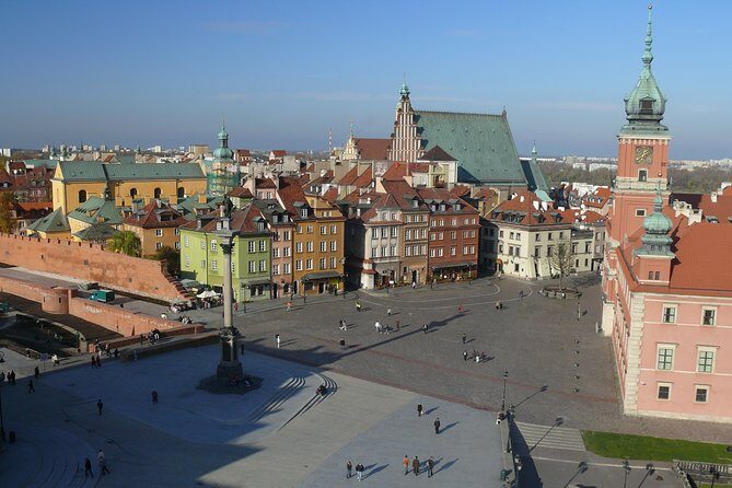 Warsaw Old Town Guided Tour with Antek & Friends | small groups - Starting at Sigismund’s Column: getting your bearings fast