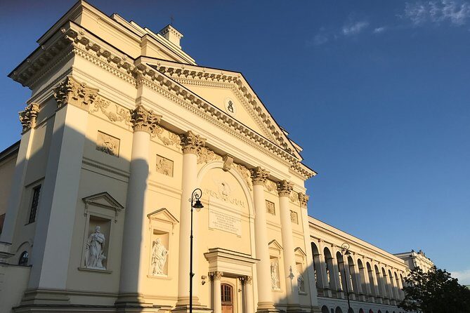 Warsaw Old Town Guided Tour with Antek & Friends | small groups - The Royal Gardens stop: the one most people miss