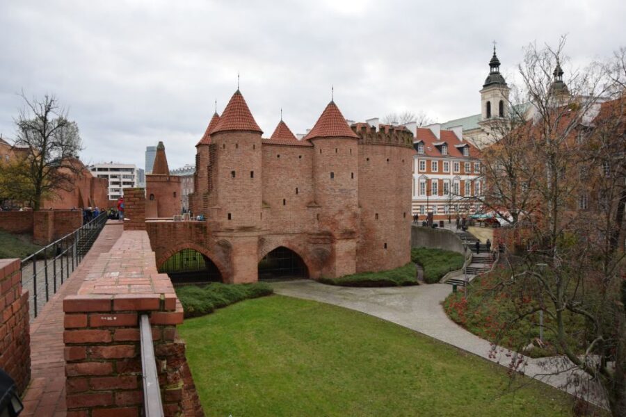 Warsaw: Old Town Guided Walking Tour - Key points that make this tour worth your time