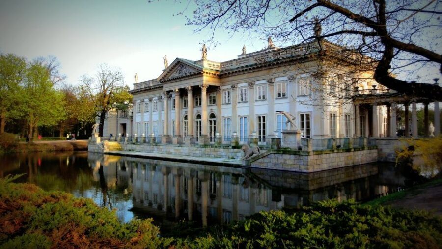 Warsaw: Old Town Highlights Private Walking Tour - St Anne’s Church in 3, 4, and 6 Hours: High-Baroque Meets Chinese-Theme Panels