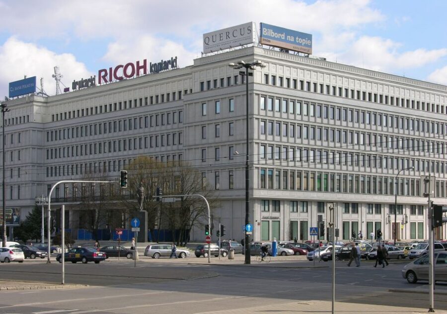 Warsaw: Palace of Culture & Warsaw City Center Private Tour - The 30th-floor terrace at 114m: the view that changes the way you think
