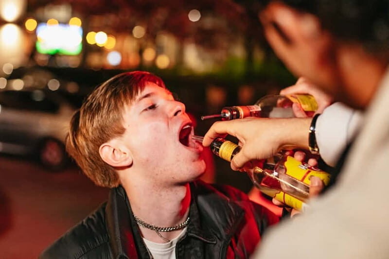 Warsaw: Pub Crawl with Optional 1-Hour Open Bar - Practical Tips: Dress, ID, and Getting Back On Your Own