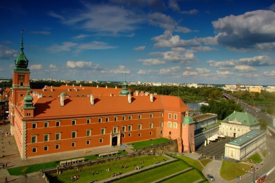 Warsaw: Skip-the-Line Royal Castle Guided Tour - Inside the Royal Castle: rooms, art, and the monarch story