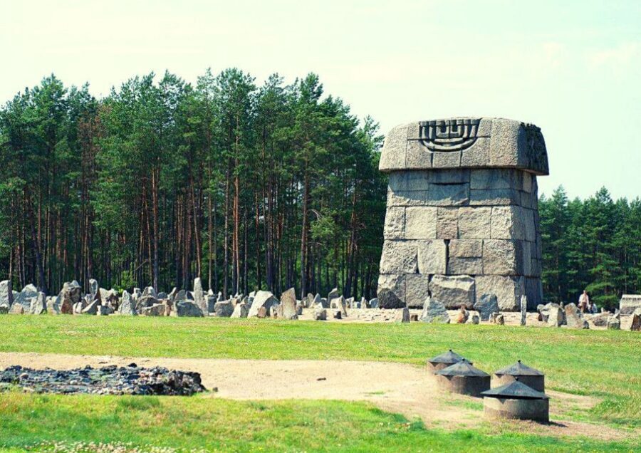 Warsaw: Small-Group Tour to Treblinka Extermination Camp - The 1943 Escape Story (840 Prisoners) and the Human Meaning