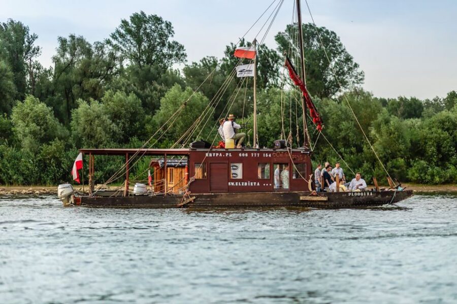 Warsaw: Traditional Galar Cruise on The Vistula River - Price and Value: $20 for a River View You Can’t DIY